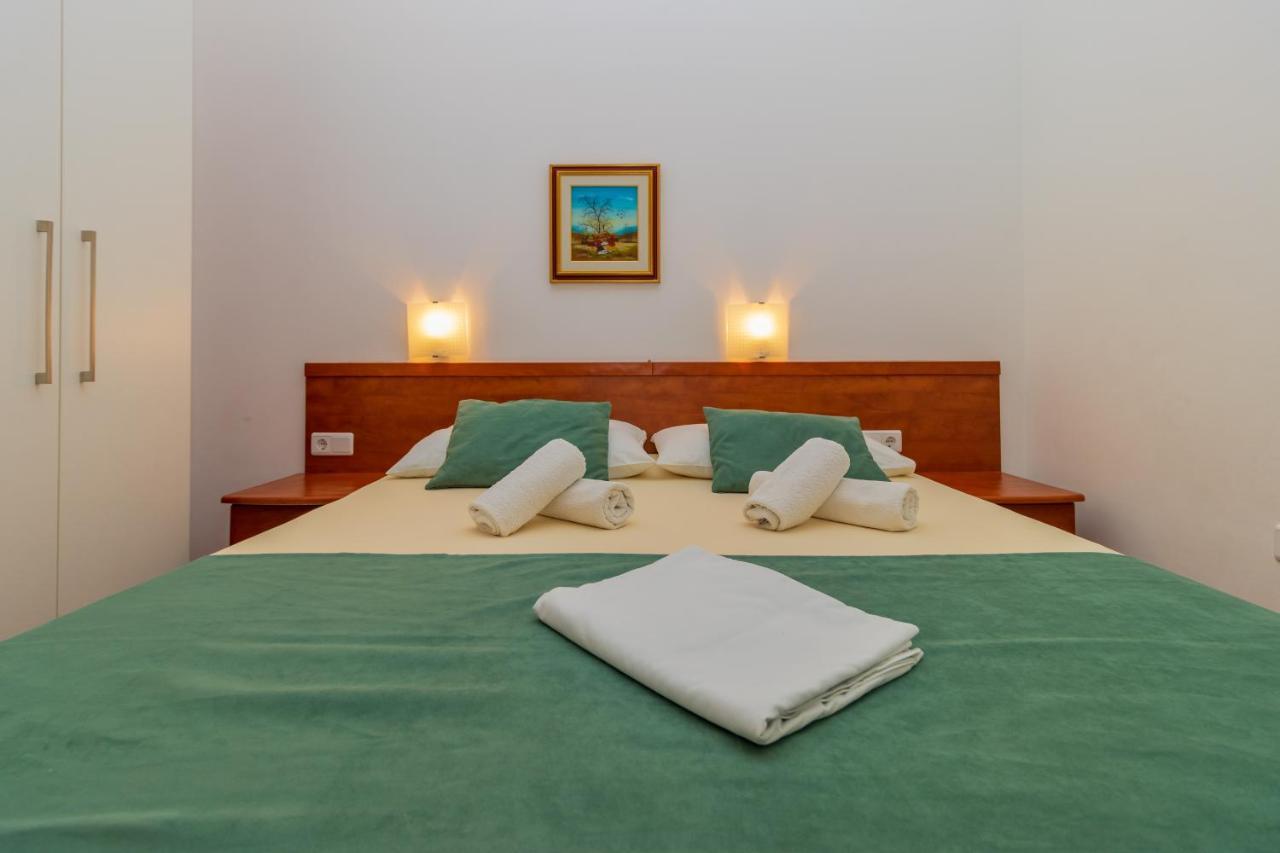 Apartments Villa Mandolina Marusici  Екстериор снимка